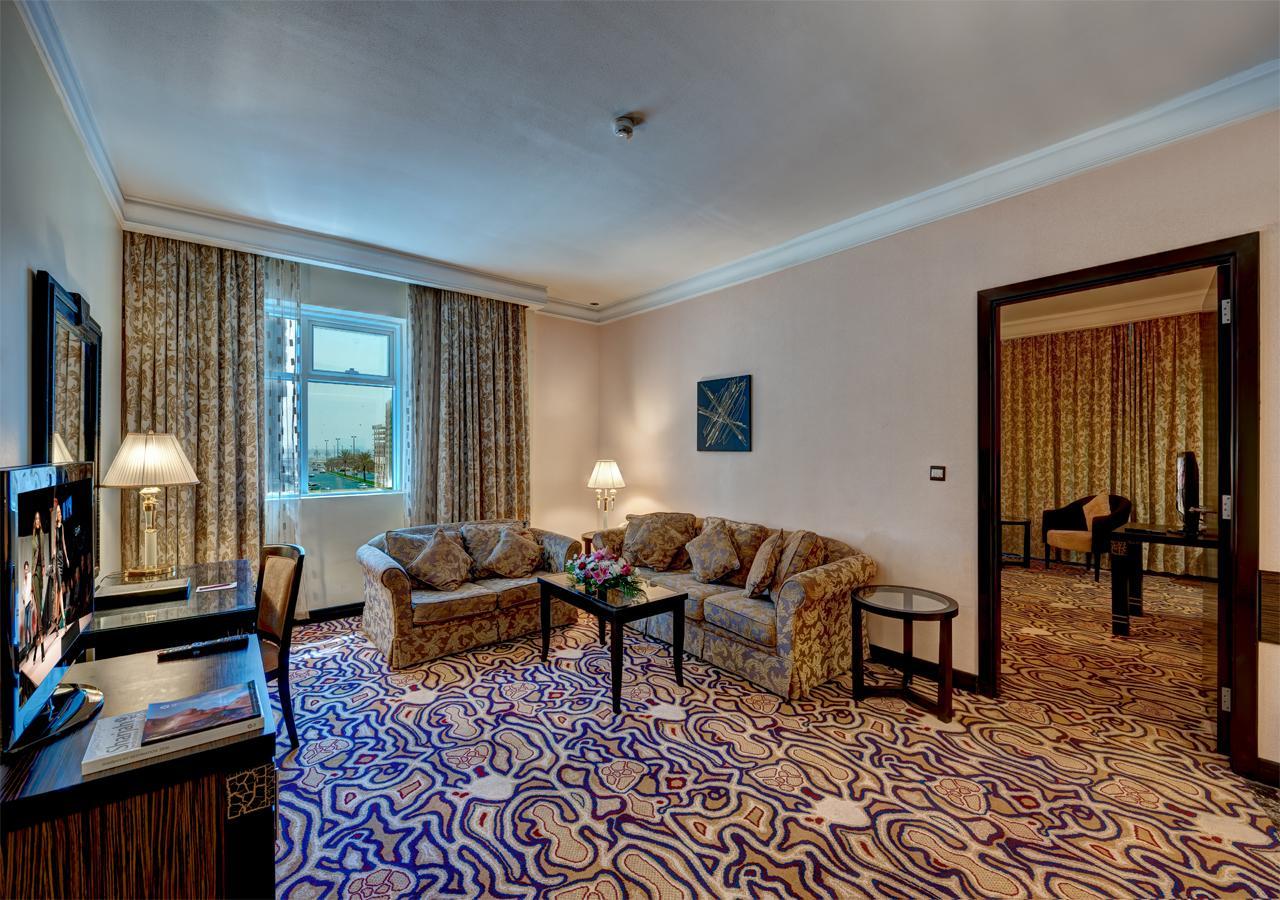 Sharjah Palace Hotel Εξωτερικό φωτογραφία