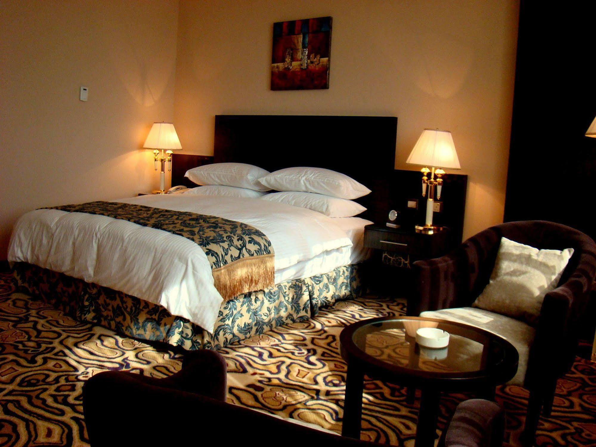 Sharjah Palace Hotel Εξωτερικό φωτογραφία